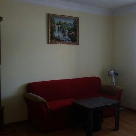 Guesthouse Gia Kobuleti Exteriör bild