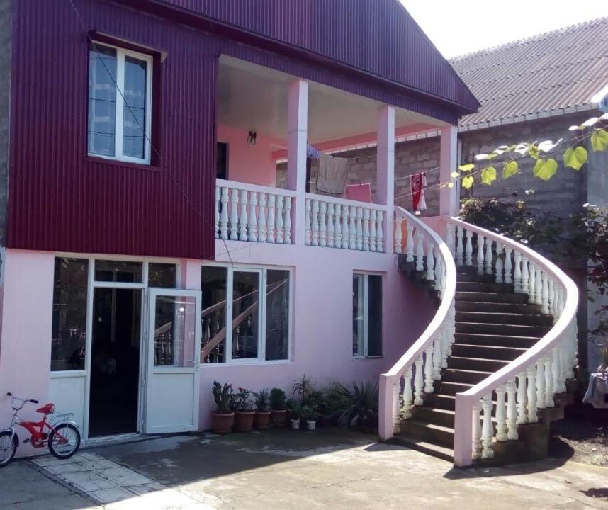 Guesthouse Gia Kobuleti Exteriör bild