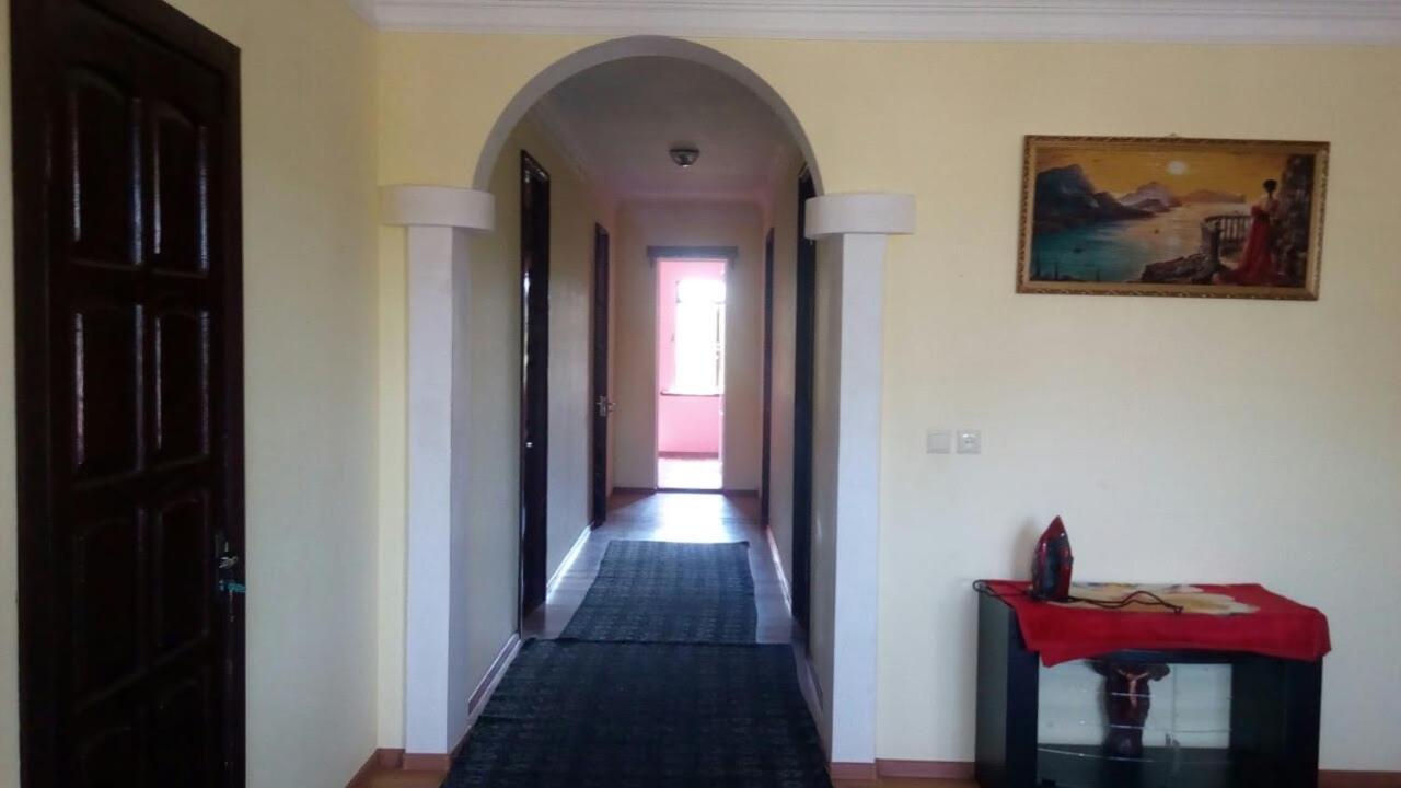 Guesthouse Gia Kobuleti Exteriör bild